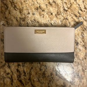Kate Spade Pink Black Bifold Wallet